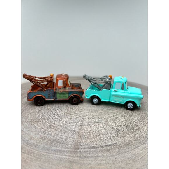 Disney Pixar Cars Radiator Springs Die Cast Vehicle Lot of 3 - Picture 7 of 11